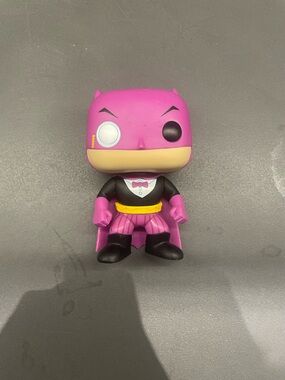 Funko Pop! The Penguin Impopster Vinyl Figure - Pink and Black